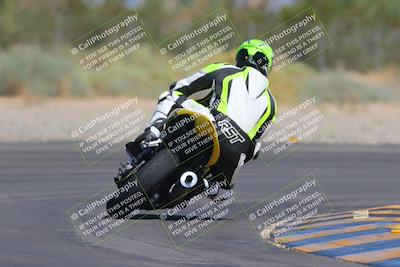 media/Sep-25-2023-Moto Forza (Mon) [[81ffa65e0a]]/B-C Group/Session 4 (Turn 2 Backside)/